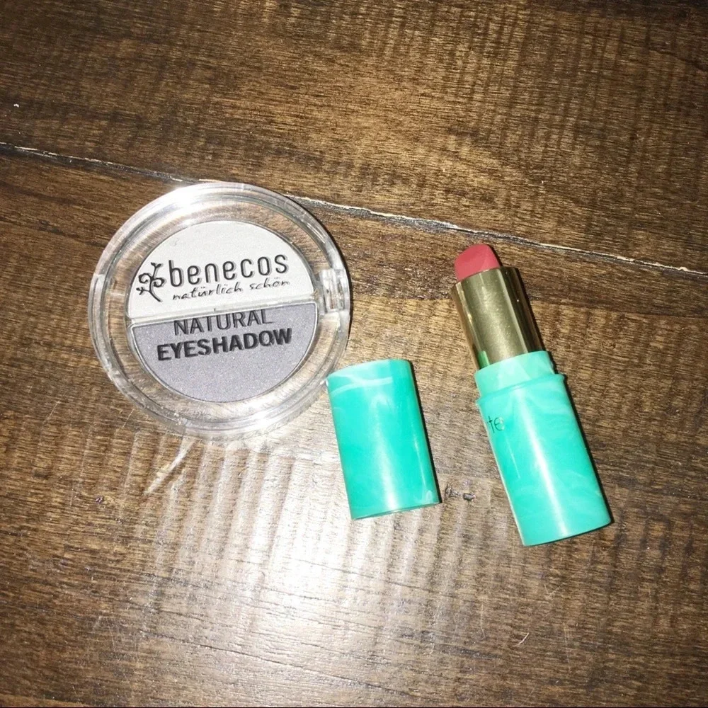 Tarte lipstick + benecos natural cosmetics set